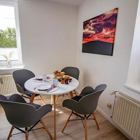 Apartment Harztraeume No3 & No4 # Parkplatz # Separate Sz # Smart-tv *
