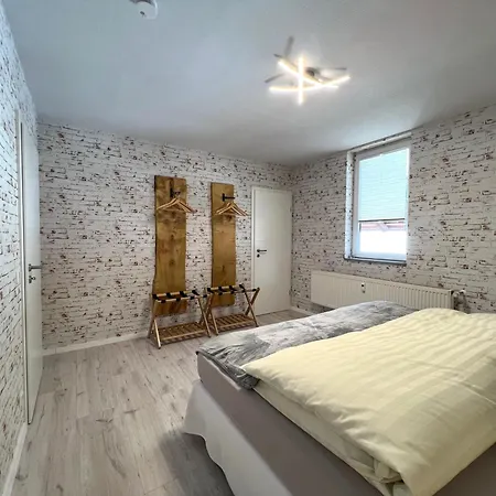 아파트 Harztraeume 3 & 4 - Zwei Fuer Familien & Freunde Mit Wlan, Parkplatz & Sitzplatz Im Gruenen I Busanbindung & Self Check-in