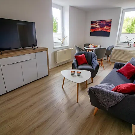 Harztraeume 3 & 4 - Zwei Fuer Familien & Freunde Mit Wlan, Parkplatz & Sitzplatz Im Gruenen I Busanbindung & Self Check-in 아파트